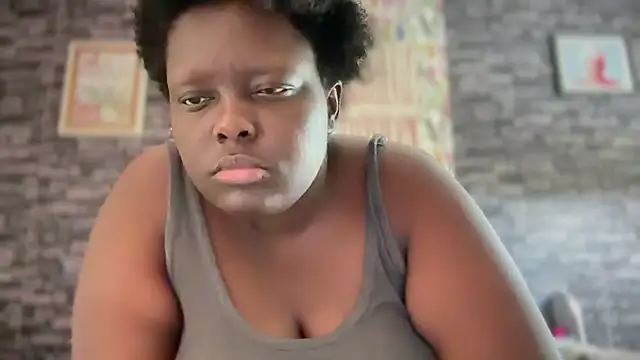 Snapshot of Yagurl__west chatting on 3, 10, 2025 Yagurl west online show from 3, 10, 2025