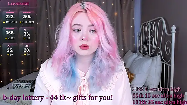   KawaiiYuki   online show from 1, 3, 2025