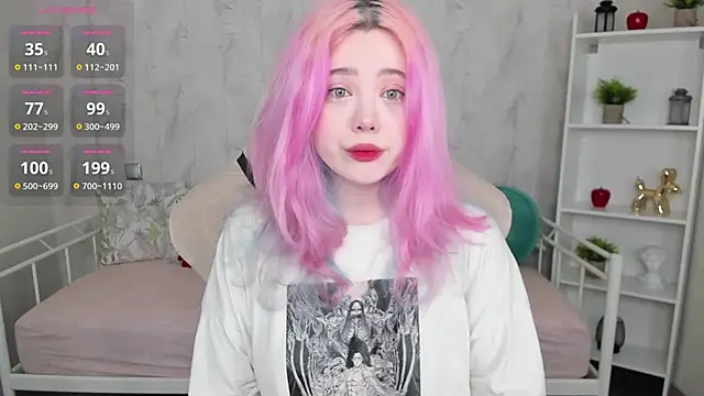   KawaiiYuki   online show from 21, 3, 2025