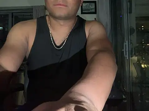 Snapshot of ThickDick_Daddy chatting on 20, 10, 2025 ThickDick Daddy online show from 20, 10, 2025