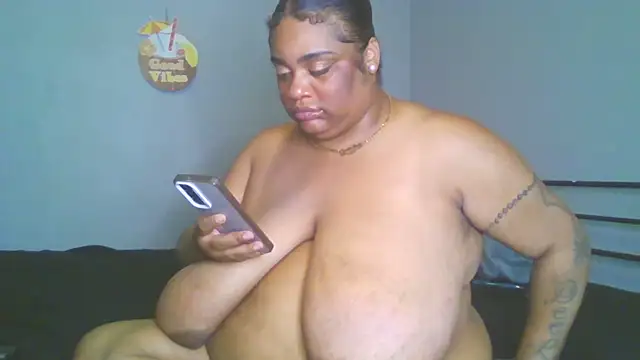 Snapshot of NaughtyHottieBBW chatting on 8, 7, 2026 NaughtyHottieBBW online show from 8, 7, 2026