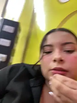 aneesa darzi online show from 8, 3, 2025