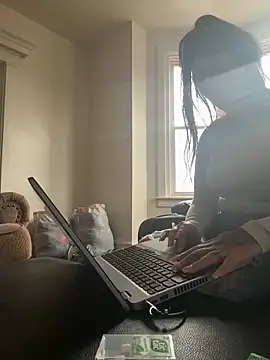 Chloexx69 online show from 21, 11, 2025