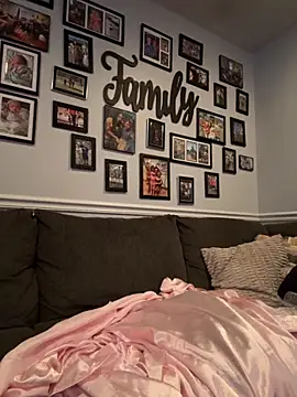 Chloexx69 online show from 2, 12, 2025