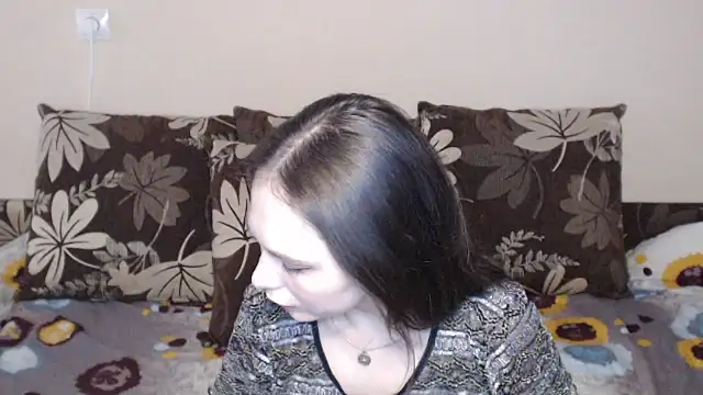 Nika Shiny online show from 22, 4, 2026