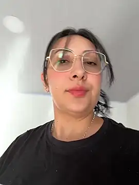 Snapshot of my-kitty chatting on 16, 6, 2026 my-kitty online show from 16, 6, 2026