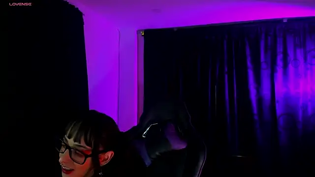 Kizzuky online show from 26, 12, 2024