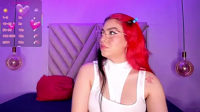 EmmaSwift  online show from 11, 10, 2025