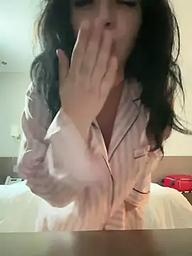 Chloe Ricci online show from 13, 12, 2024