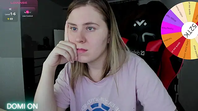 Olivia Munk online show from 18, 1, 2025