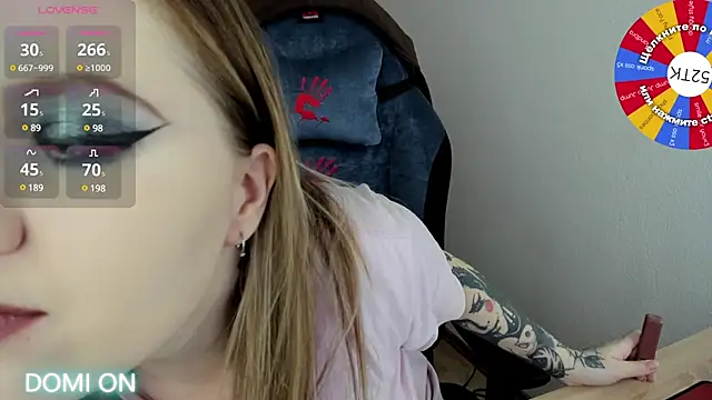 Olivia Munk online show from 4, 2, 2025