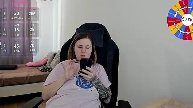 Olivia Munk online show from 20, 2, 2025