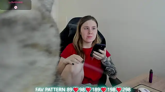 Olivia Munk online show from 14, 3, 2025