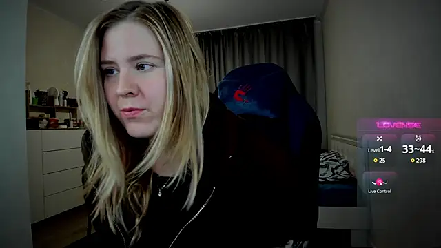 Olivia Munk online show from 17, 9, 2025