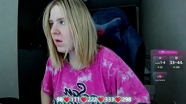 Olivia Munk online show from 16, 4, 2026