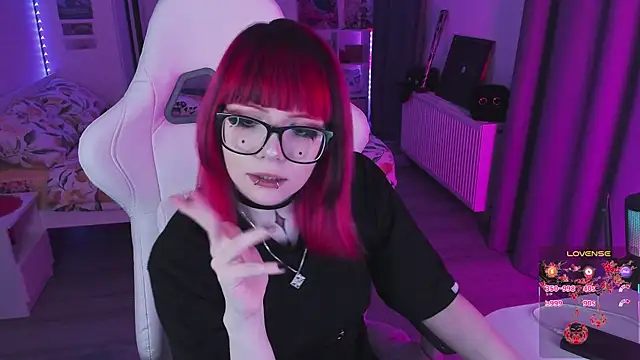 Yumi Youkai online show from 14, 2, 2026