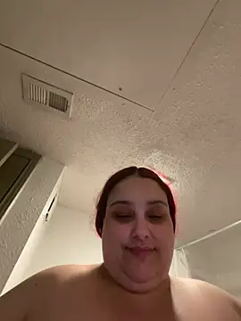 Snapshot of bbwredhead chatting on 18, 2, 2025 bbwredhead online show from 18, 2, 2025