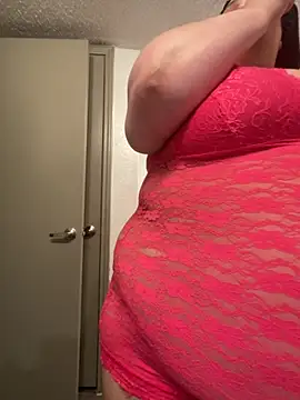 Snapshot of bbwredhead chatting on 11, 9, 2025 bbwredhead online show from 11, 9, 2025