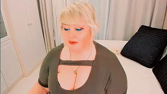 BIGTITSBBW online show from 18, 4, 2026