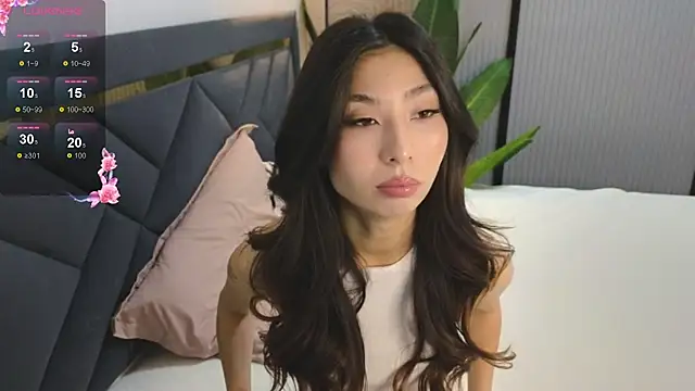 TrishaRey online show from 24, 10, 2025