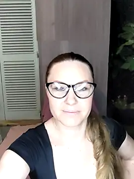 Snapshot of SexyMichellexo chatting on 27, 7, 2026 SexyMichellexo online show from 27, 7, 2026