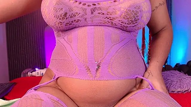 Snapshot of jones_maddy_ chatting on 10, 2, 2026 jones maddy online show from 10, 2, 2026