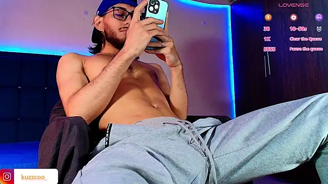 kuzzcoo online show from 18, 11, 2025