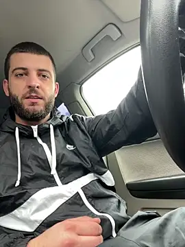 ElChapoGuzman95 online show from 28, 2, 2025