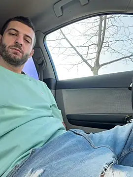 ElChapoGuzman95 online show from 8, 3, 2026