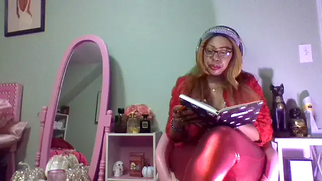Snapshot of BlaqLadyRedlips chatting on 3, 3, 2026 BlaqLadyRedlips online show from 3, 3, 2026