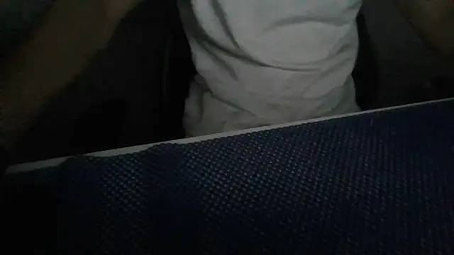 spuitbeer0 online show from 19, 10, 2025