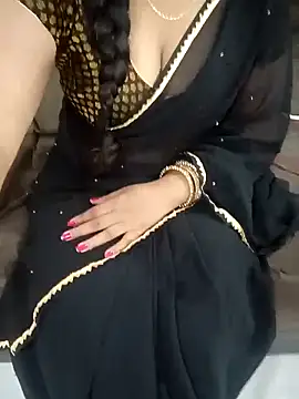 Snapshot of Mounika25 chatting on 21, 11, 2025 Mounika25 online show from 21, 11, 2025