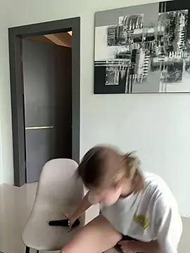 Nura n Sarah online show from 8, 12, 2024