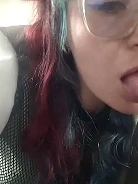 Snapshot of ERIS666 chatting on 29, 4, 2026 ERIS666 online show from 29, 4, 2026