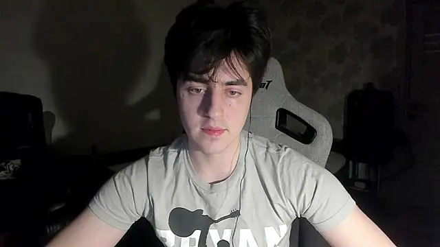 Snapshot of Knuckles17 chatting on 16, 3, 2026 Knuckles17 online show from 16, 3, 2026