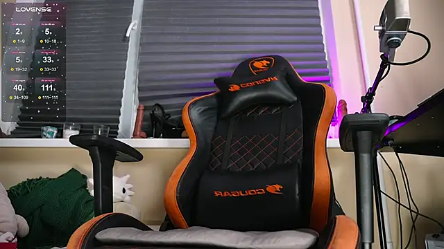 BlueCherryy online show from 27, 1, 2025