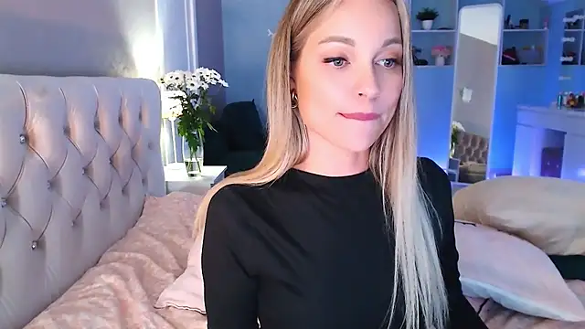 Snapshot of MissSiona chatting on 25, 2, 2025 MissSiona online show from 25, 2, 2025