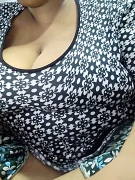 Snapshot of Seema_99 chatting on 23, 5, 2026 Seema 99 online show from 23, 5, 2026