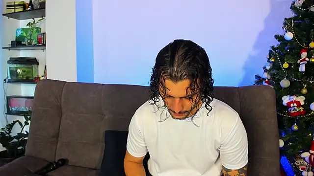 Twisted Fantasy online show from 15, 12, 2024