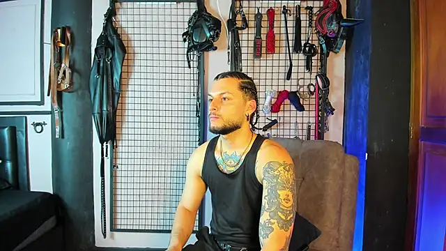 Twisted Fantasy online show from 3, 3, 2025