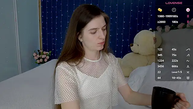 Snapshot of -Mirror-Girl- chatting on 1, 2, 2025 -Mirror-Girl- online show from 1, 2, 2025