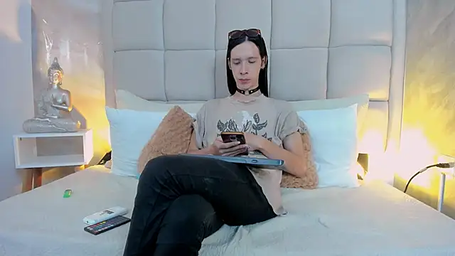 Hecatee 77 online show from 12, 9, 2025