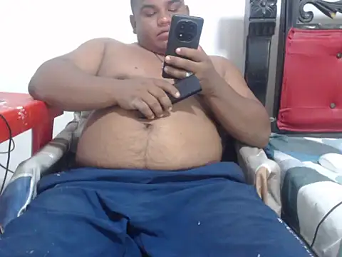 Snapshot of PONSE_LATINO chatting on 6, 7, 2026 PONSE LATINO online show from 6, 7, 2026