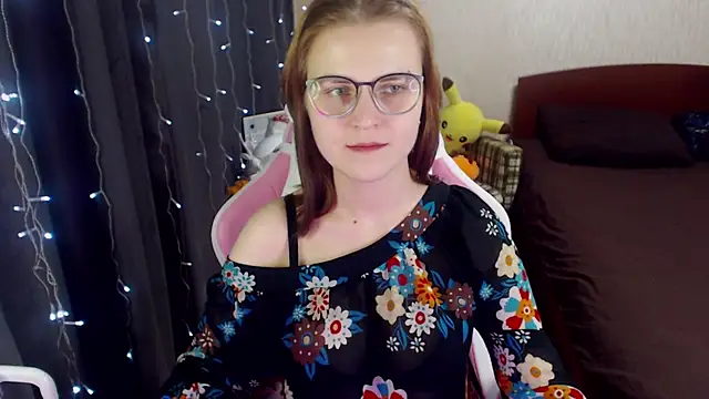MissBrightShine online show from 21, 1, 2025