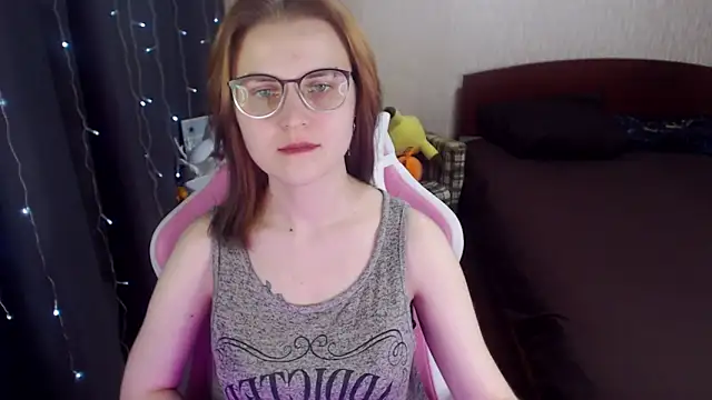 MissBrightShine online show from 4, 2, 2025