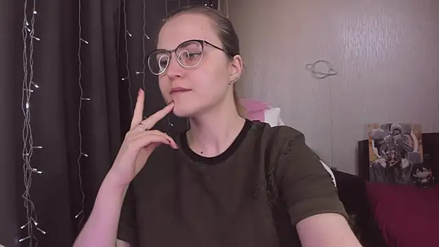 MissBrightShine online show from 6, 2, 2026