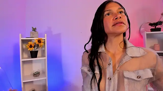 Snapshot of _aish_a_ chatting on 22, 10, 2025 aish a online show from 22, 10, 2025