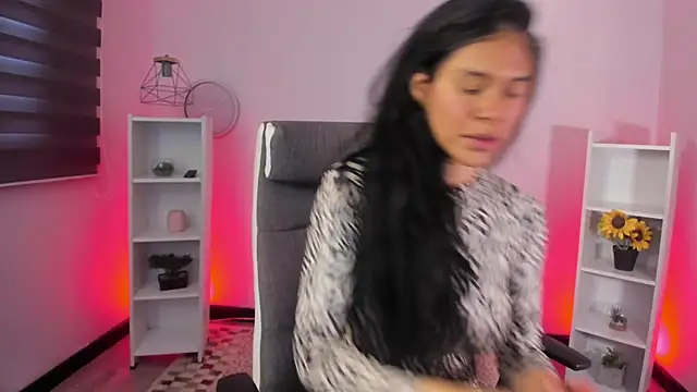 Snapshot of _aish_a_ chatting on 21, 11, 2025 aish a online show from 21, 11, 2025