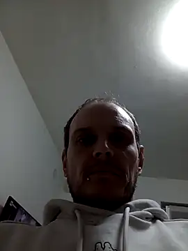 Snapshot of Ilovesquirt84 chatting on 11, 5, 2026 Ilovesquirt84 online show from 11, 5, 2026