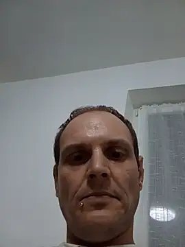 Snapshot of Ilovesquirt84 chatting on 24, 5, 2026 Ilovesquirt84 online show from 24, 5, 2026
